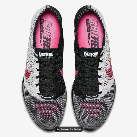 NEW Nike Flyknit Racer Oreo Be True Rainbow Colorway Mens 8 Womens 9.5 41 EUR